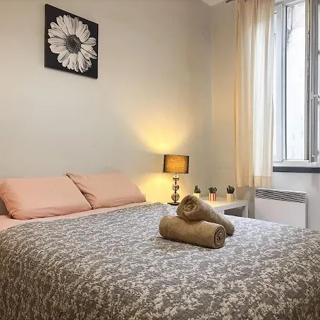 Visiter A Pied , 20 Min De La Cite , 9 Minutes De La Gare Appartement *