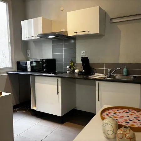 Visiter A Pied , 20 Min De La Cite , 9 Minutes De La Gare *